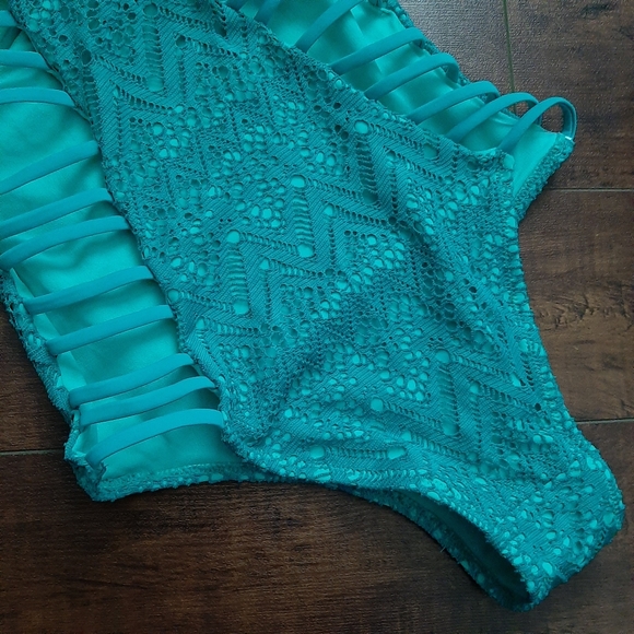 COPY - TiniBikini Cut Out Jade Swimsuit NWT Size … - Picture 6 of 11